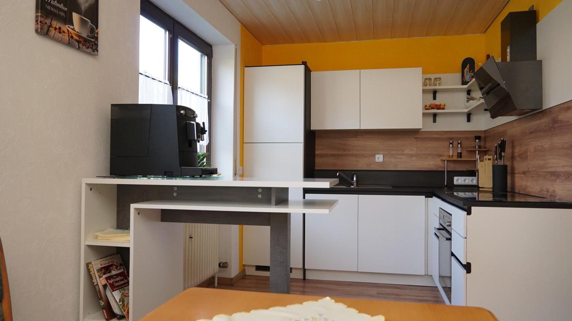 Grosszuegige Wohnung Mit Terrasse Und Gartenzugang - Das Komplette Erdgeschoss Bindlach Esterno foto