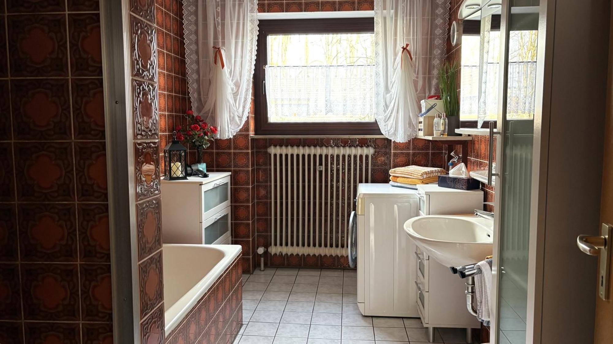 Grosszuegige Wohnung Mit Terrasse Und Gartenzugang - Das Komplette Erdgeschoss Bindlach Esterno foto